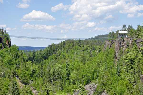 A view of the other bridge 